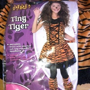 Tiger girls costume